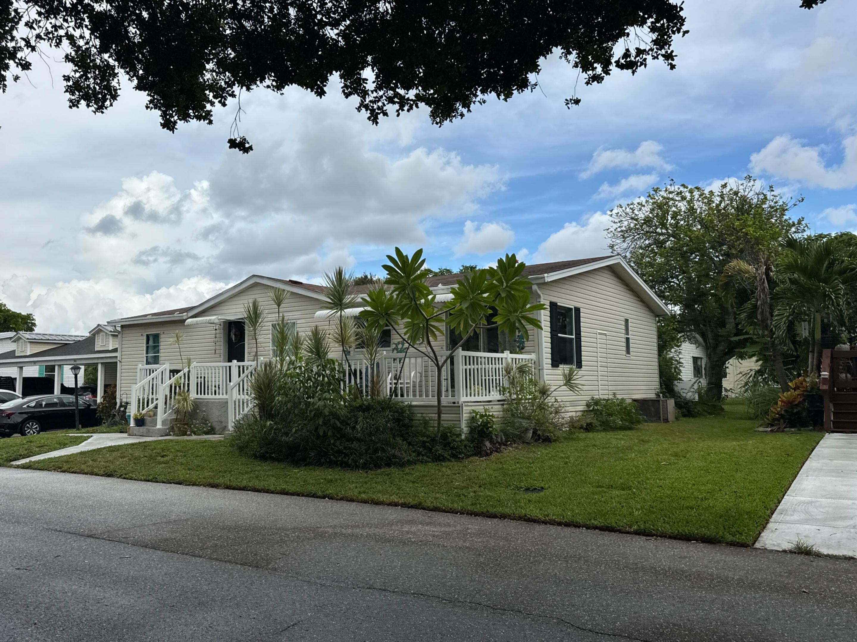 2555 PGA Boulevard 305