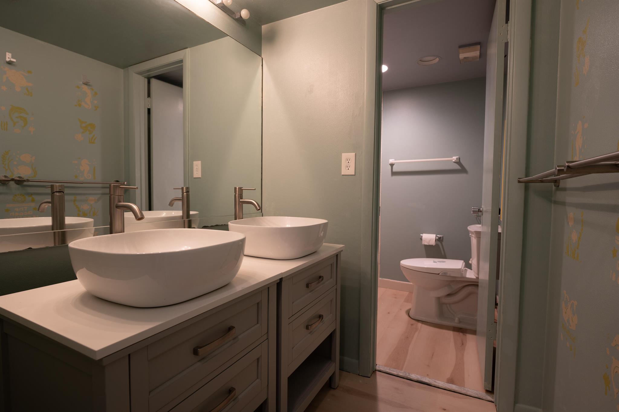 OCEAN TRAIL CONDO IV - Residential Lease