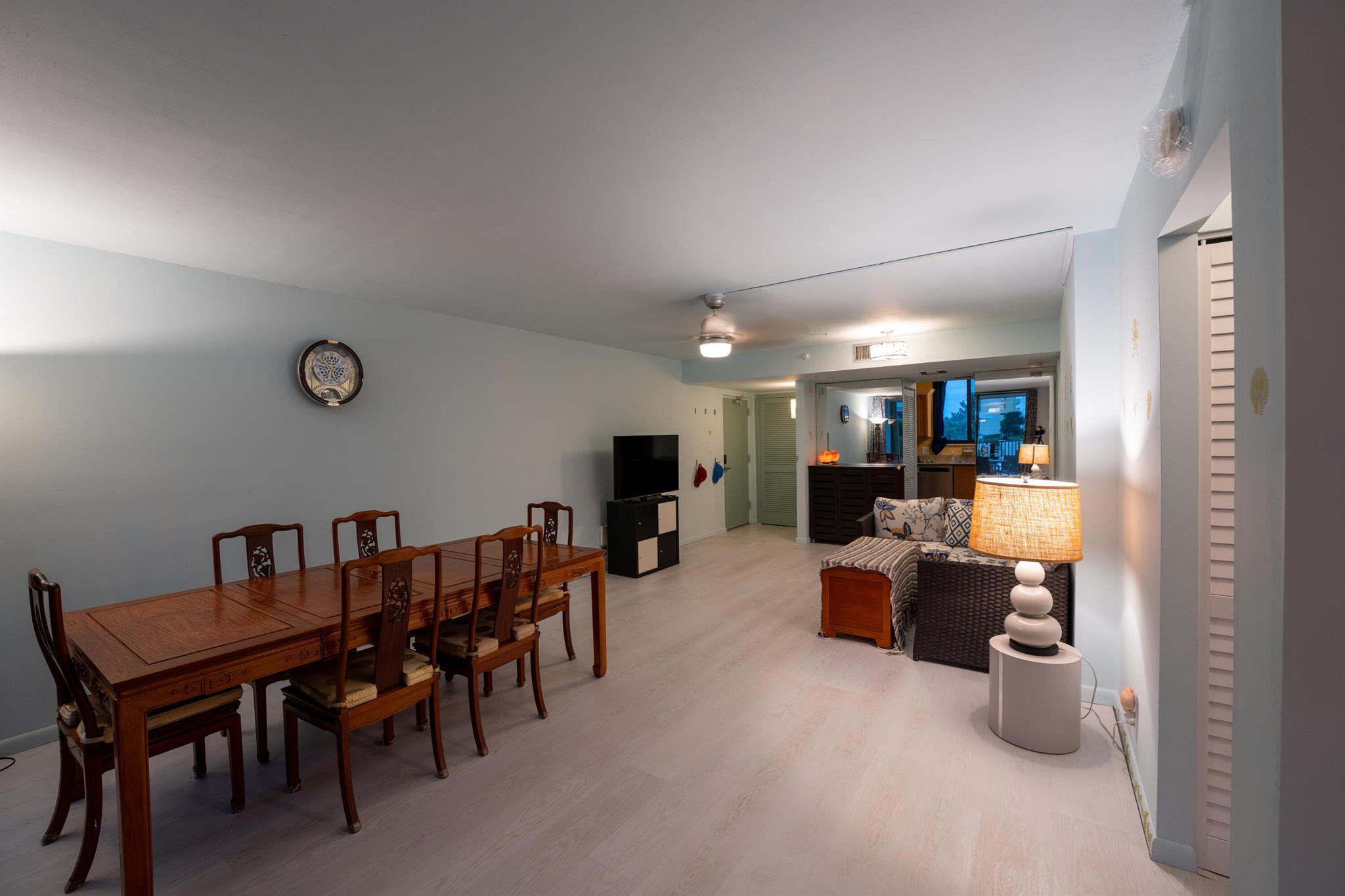 OCEAN TRAIL CONDO IV - Residential Lease