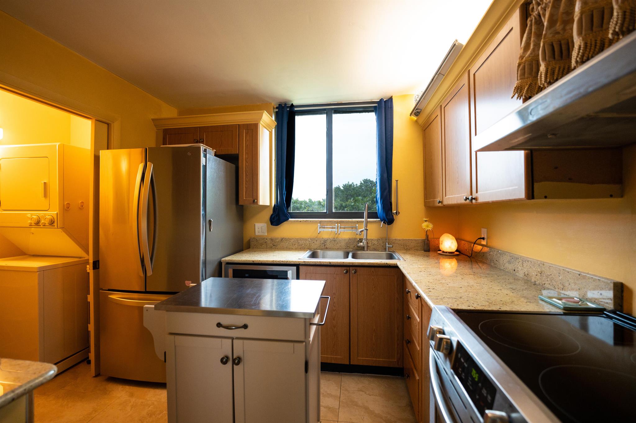 OCEAN TRAIL CONDO IV - Residential Lease