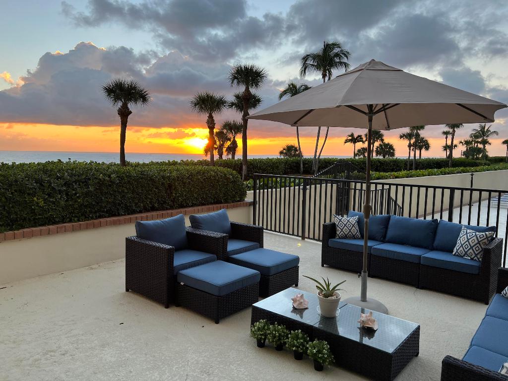 OCEAN TRAIL CONDO IV - Residential Lease