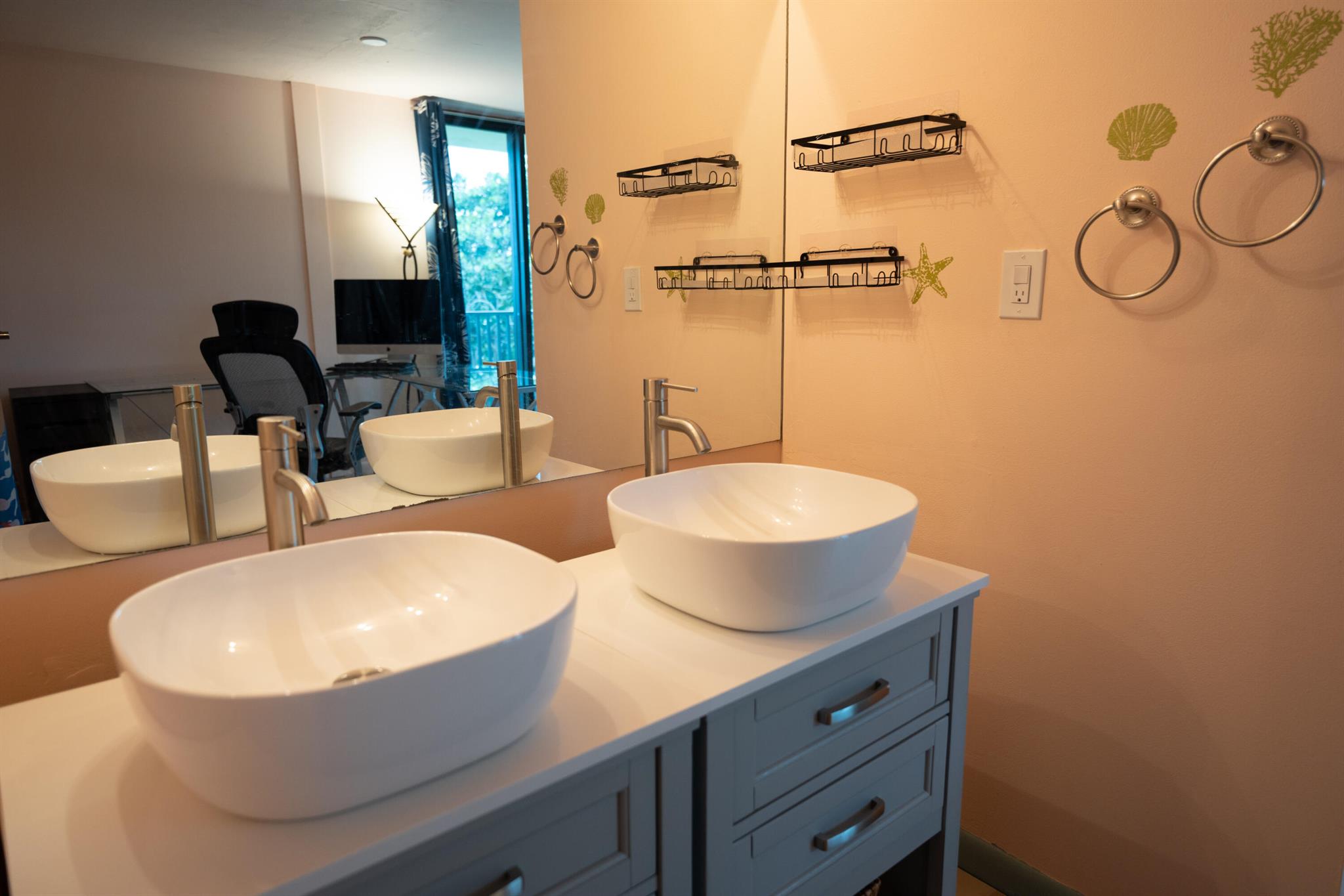 OCEAN TRAIL CONDO IV - Residential Lease