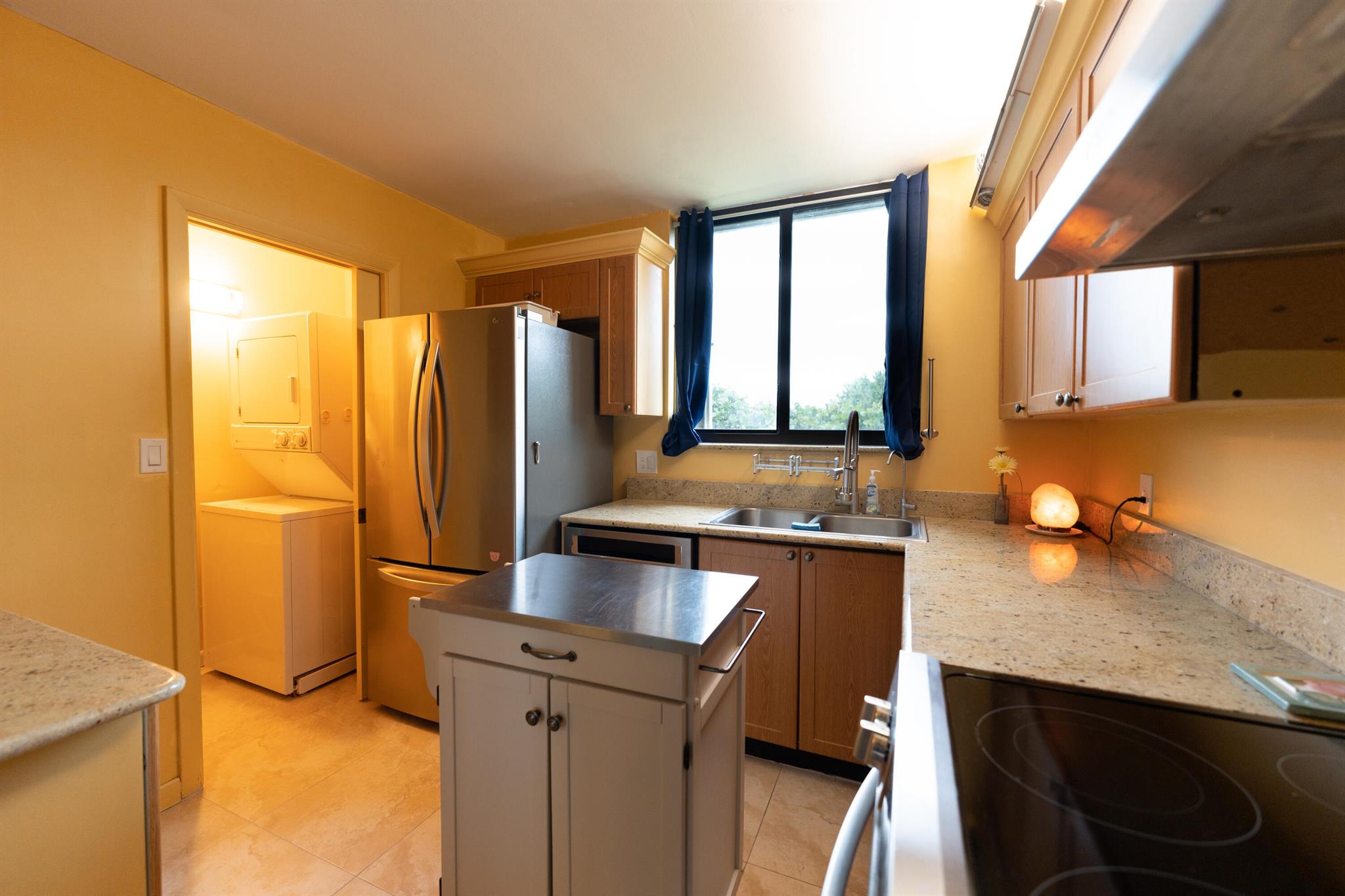 OCEAN TRAIL CONDO IV - Residential Lease