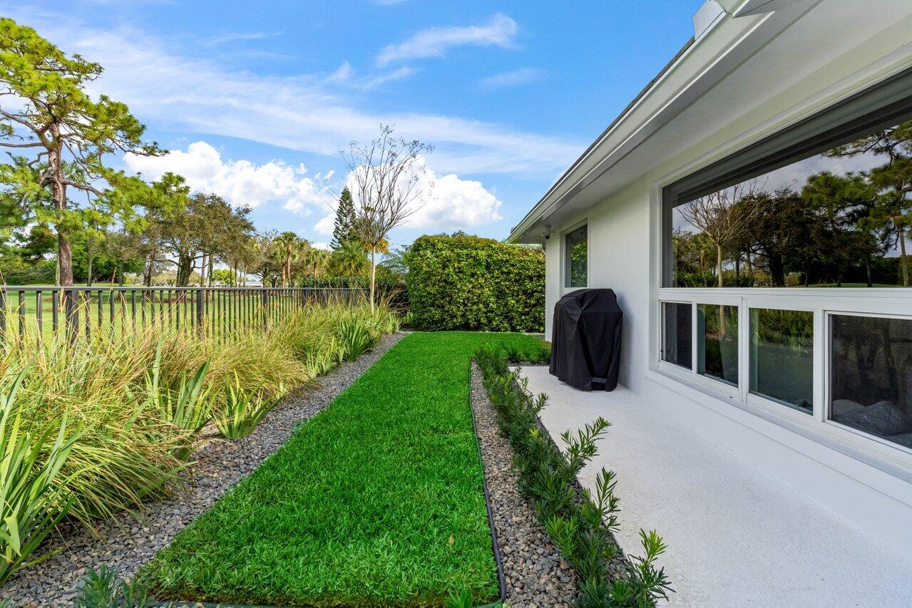 DELRAY DUNES FIRST SEC - Residential