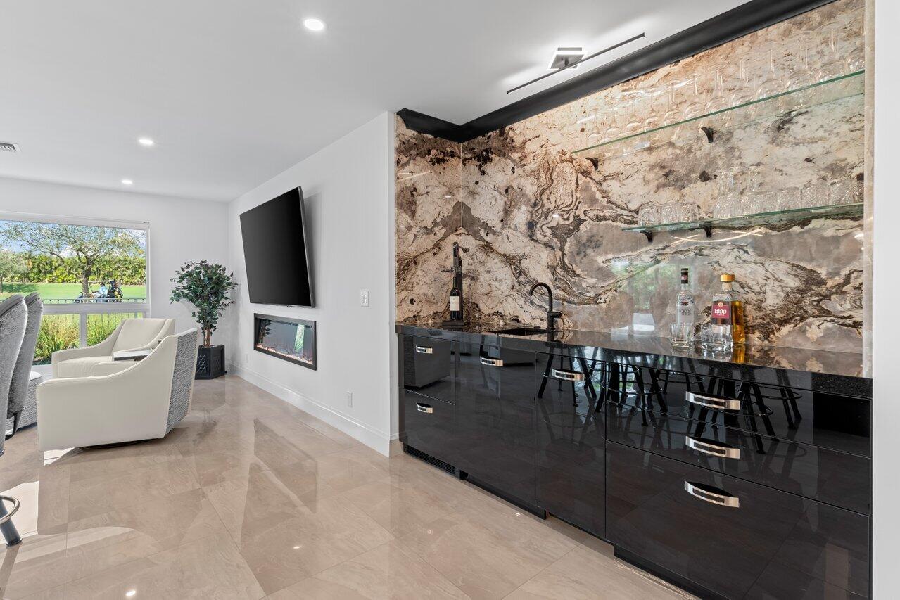 DELRAY DUNES FIRST SEC - Residential