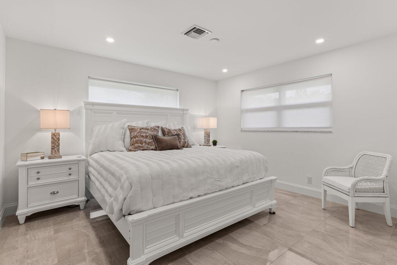 DELRAY DUNES FIRST SEC - Residential
