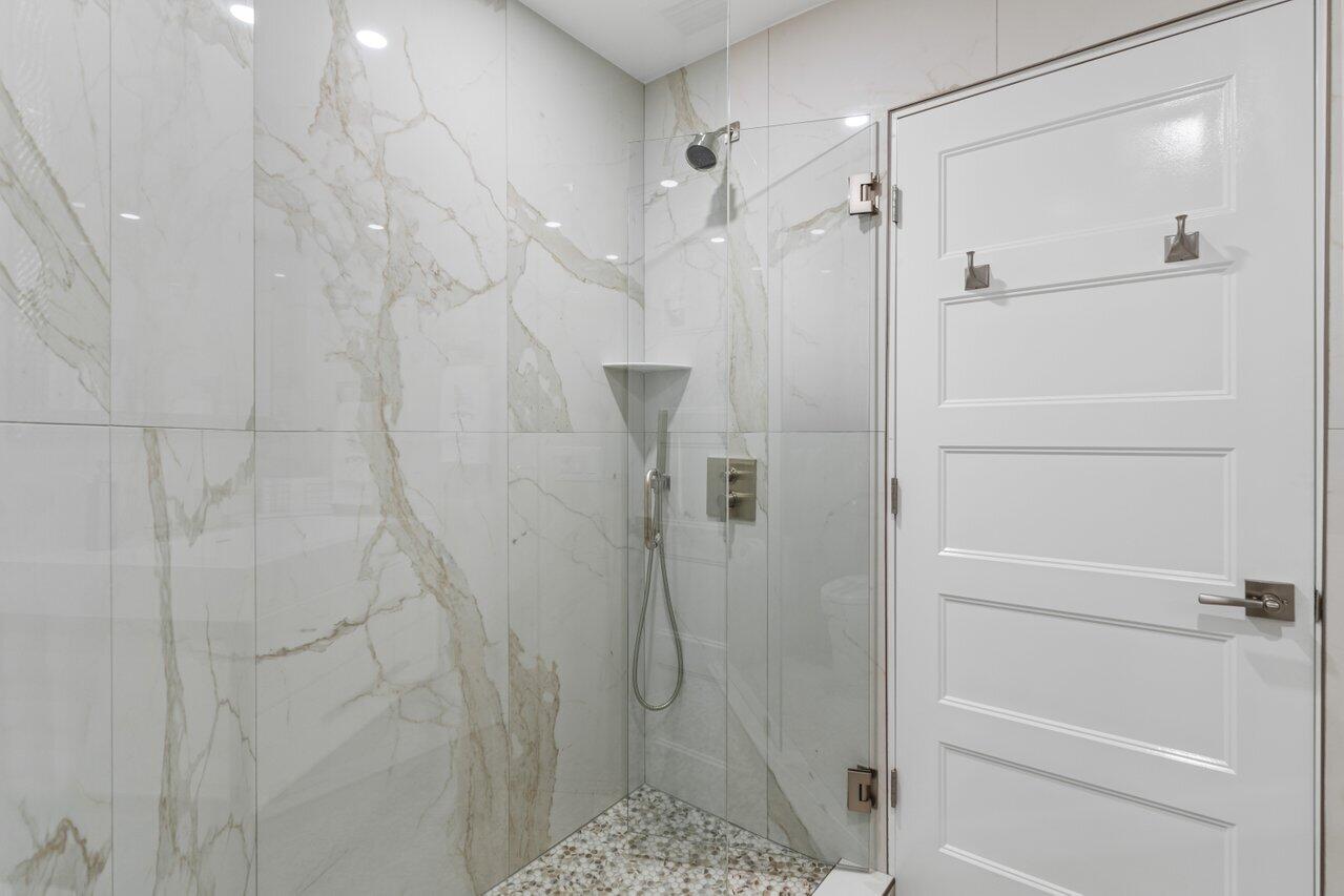 DELRAY DUNES FIRST SEC - Residential