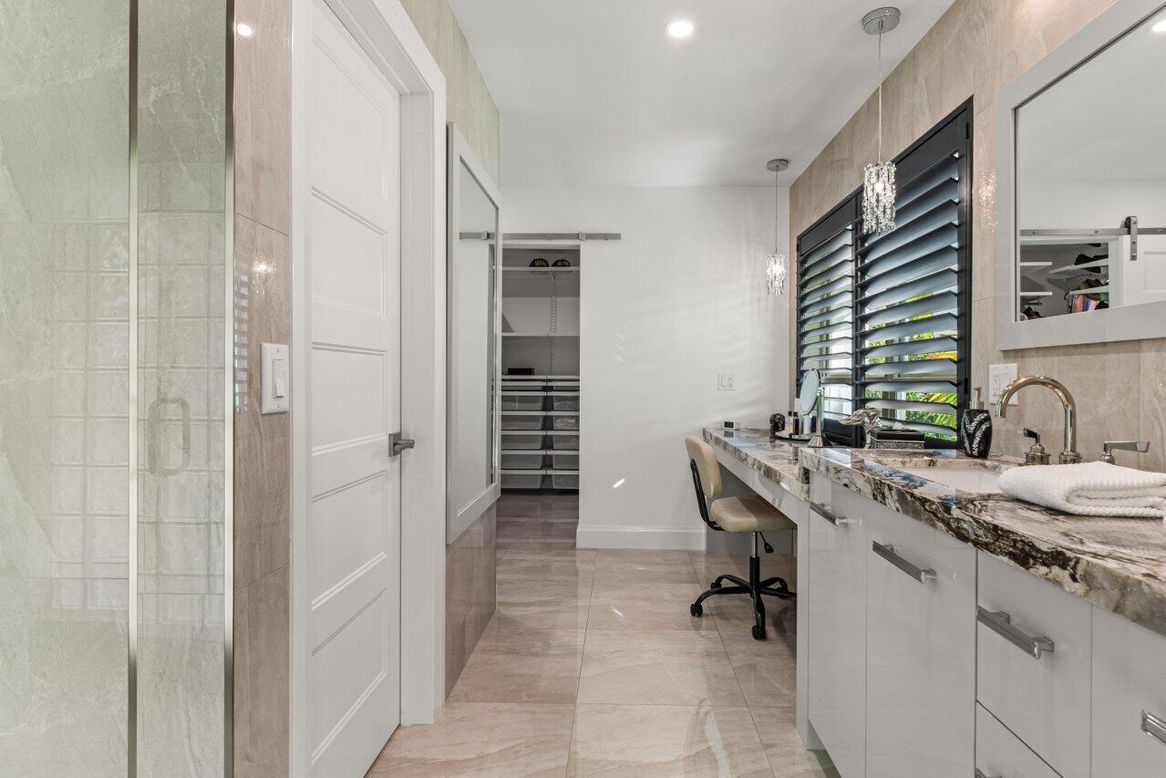 DELRAY DUNES FIRST SEC - Residential