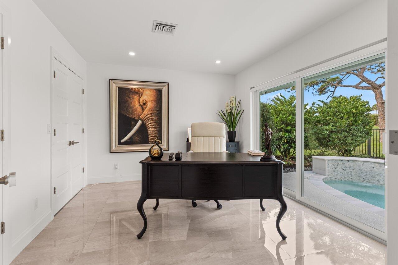 DELRAY DUNES FIRST SEC - Residential