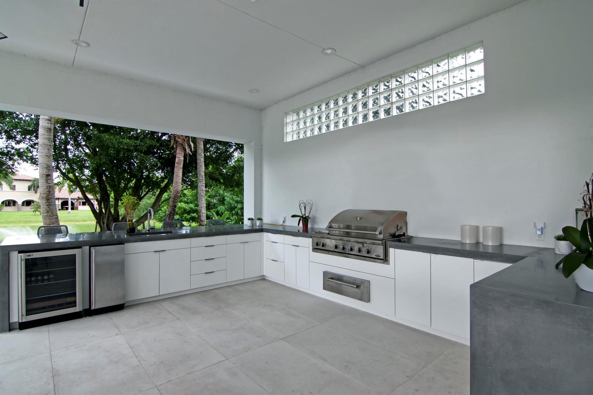 SOUTHFIELDS WELLINGTON CO - Residential Lease