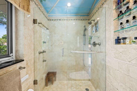 Tiny photo for 1508 NE 30th Court, Oakland Park, FL 33334 (MLS # B26044791)