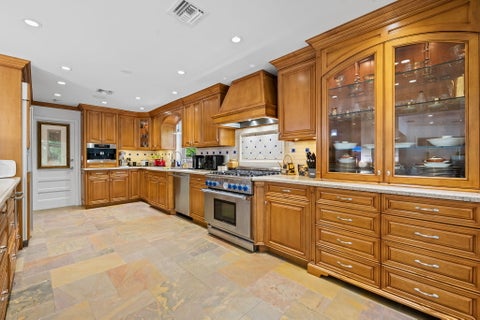 Tiny photo for 1508 NE 30th Court, Oakland Park, FL 33334 (MLS # B26044791)