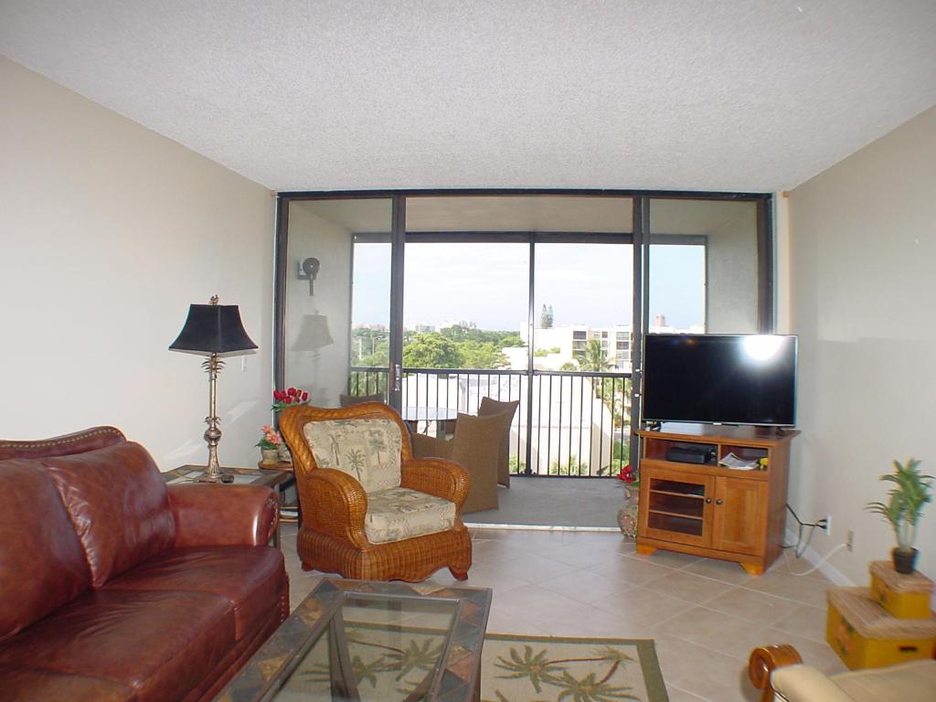 Boca Bayou - Residential