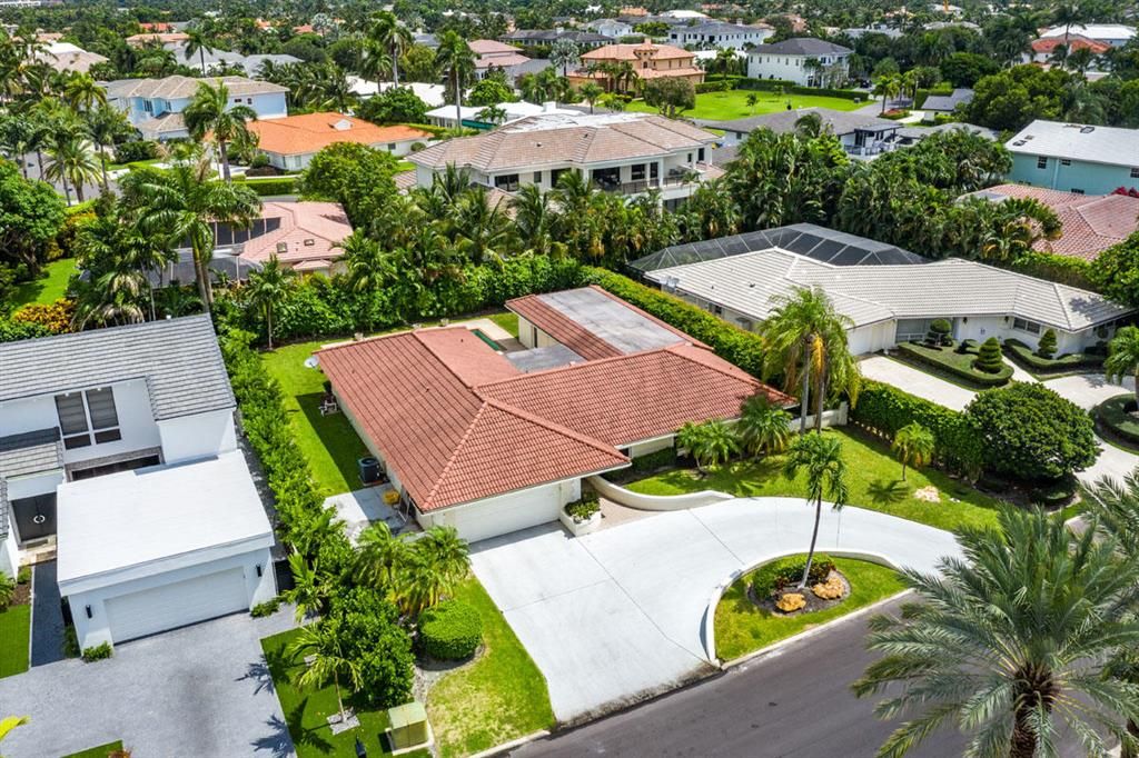 Photo of 239 S Maya Palm Drive, Boca Raton, FL 33432 (MLS # R10700531)