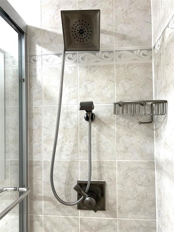 CAMBRIDGE C CONDO - Residential