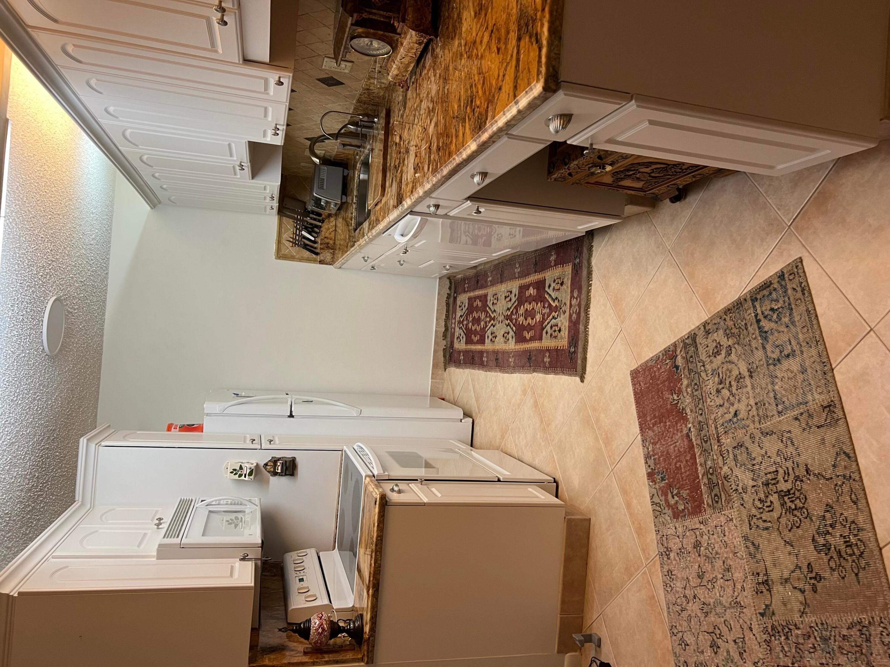 CAMBRIDGE C CONDO - Residential