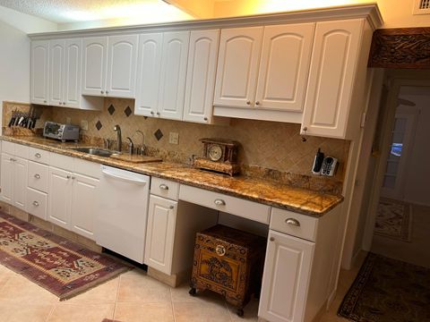Tiny photo for 2057 Cambridge C #2057, Deerfield Beach, FL 33442 (MLS # B26008885)