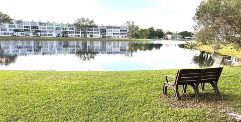 Tiny photo for 2057 Cambridge C #2057, Deerfield Beach, FL 33442 (MLS # B26008885)