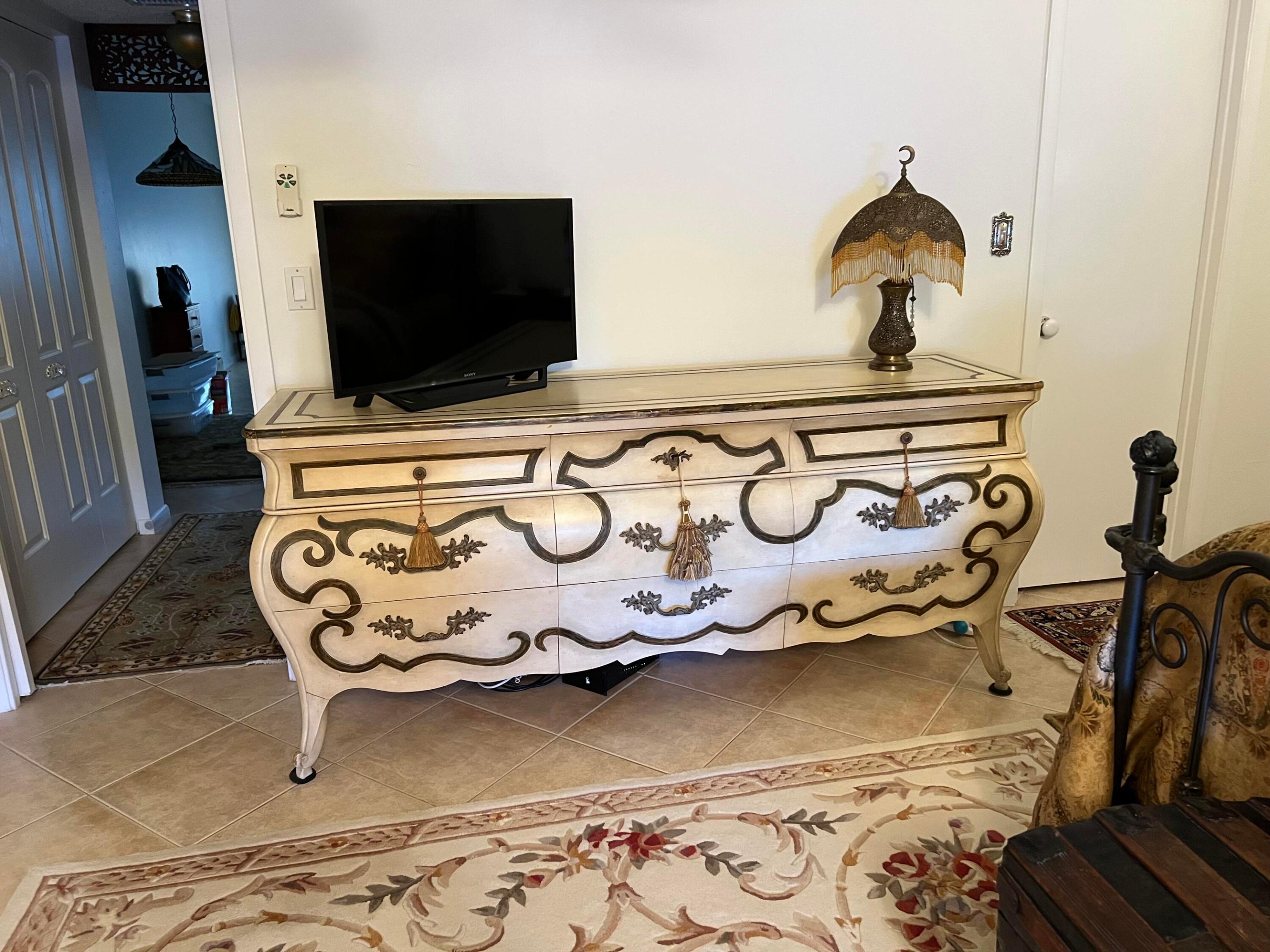 CAMBRIDGE C CONDO - Residential