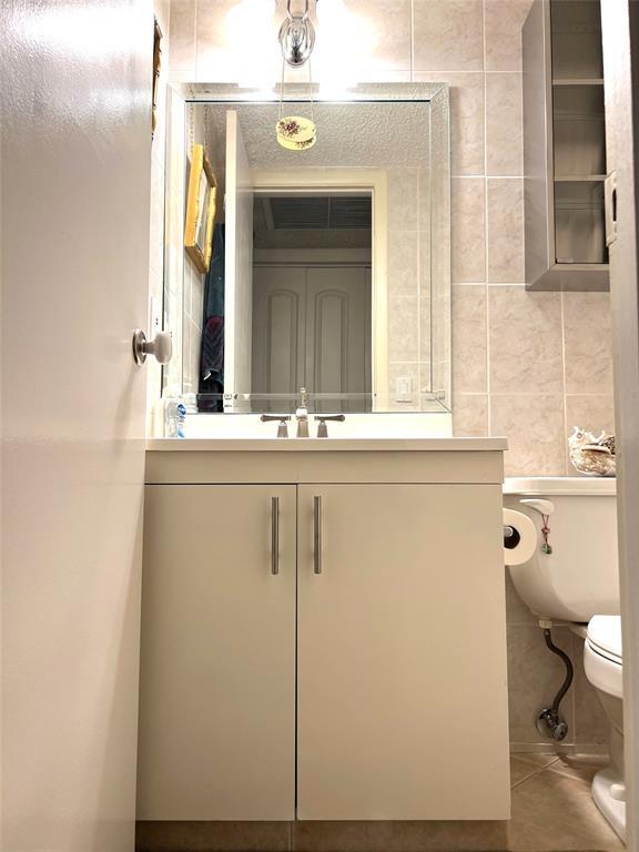 CAMBRIDGE C CONDO - Residential