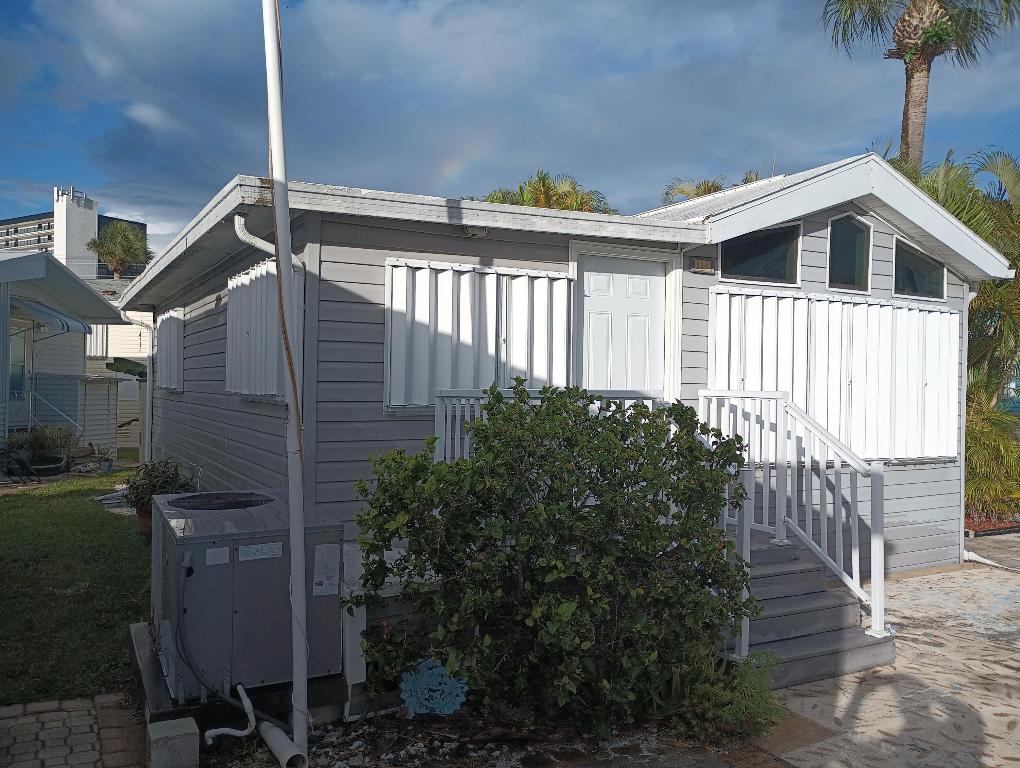 10725 S Ocean Drive 534