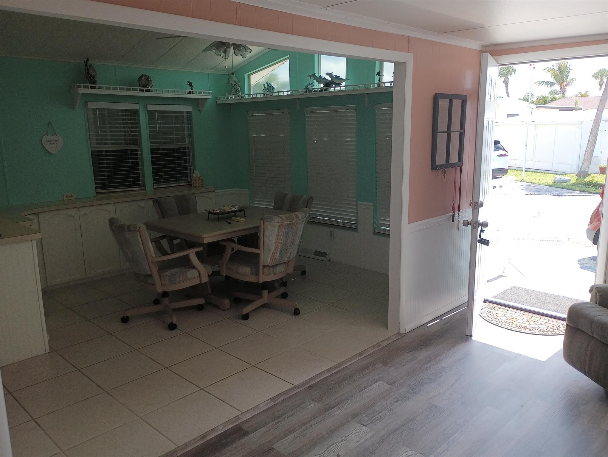 HOLIDAY OUT AT ST LUCIE S - Residential