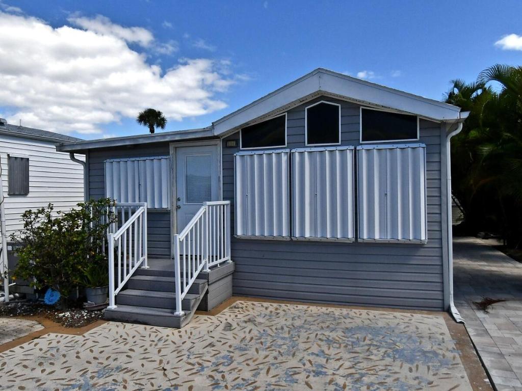 10725 S Ocean Drive 534