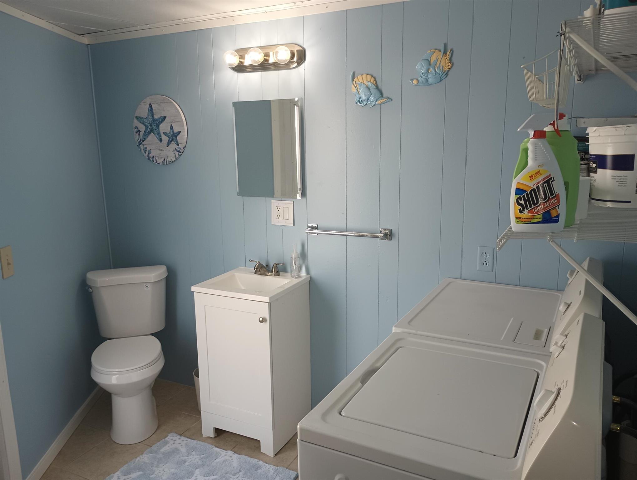 HOLIDAY OUT AT ST LUCIE S - Residential