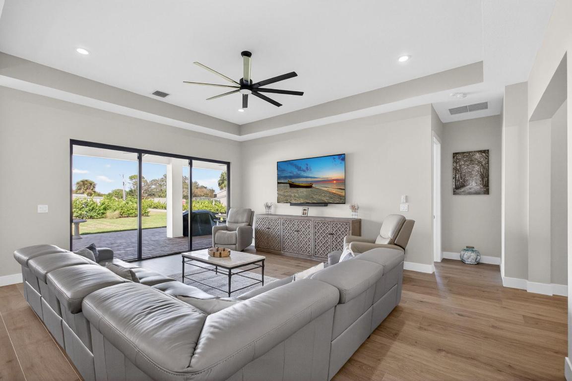 Woodmere Acres - Residential