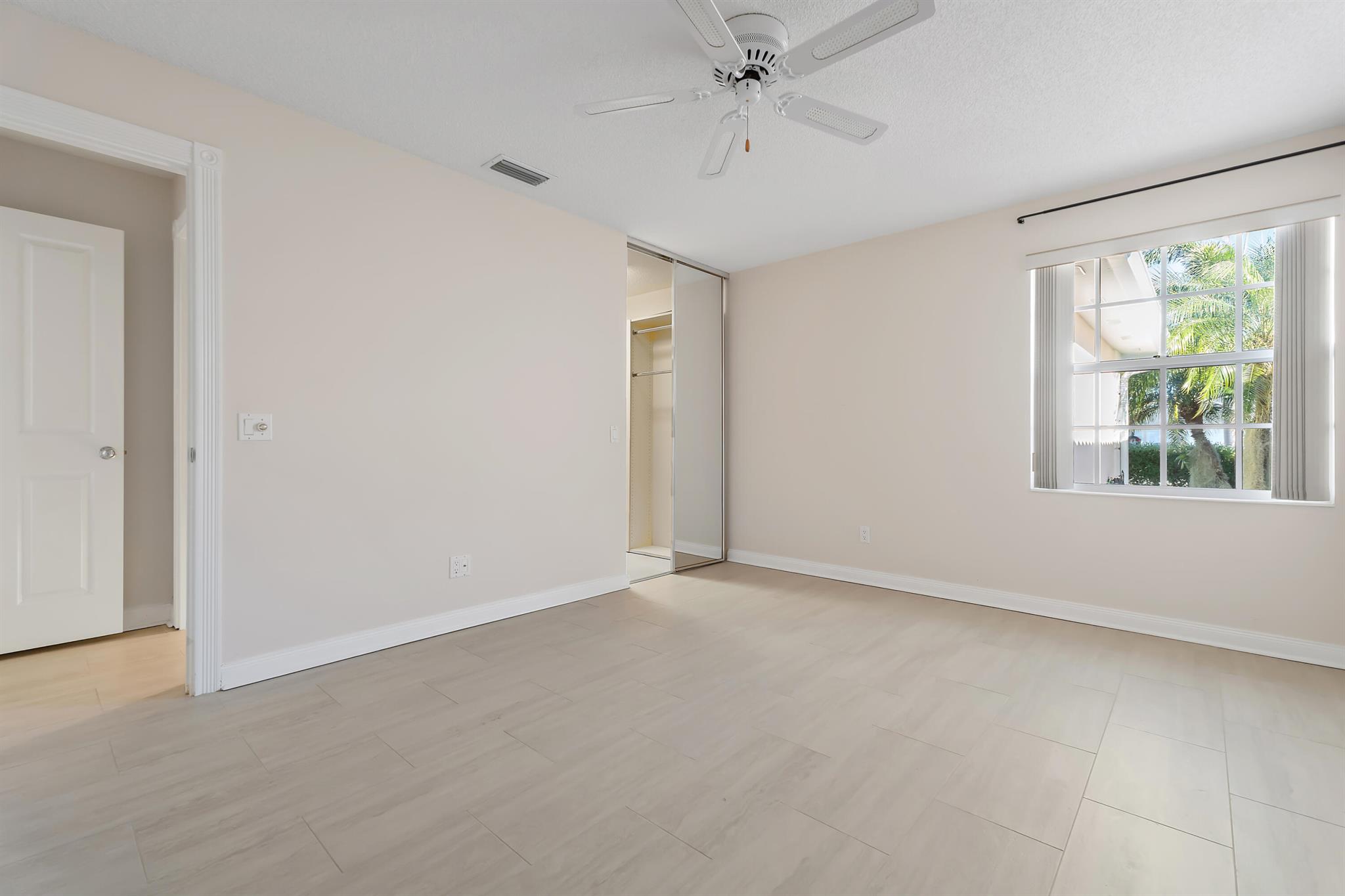 Double Tree - Residential