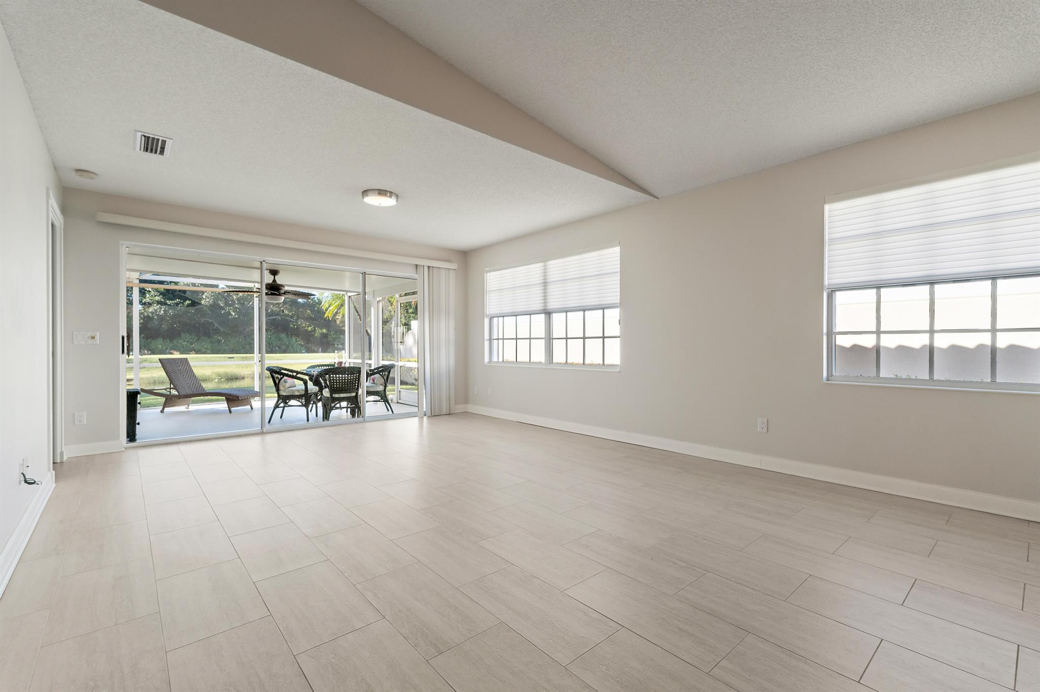 Double Tree - Residential