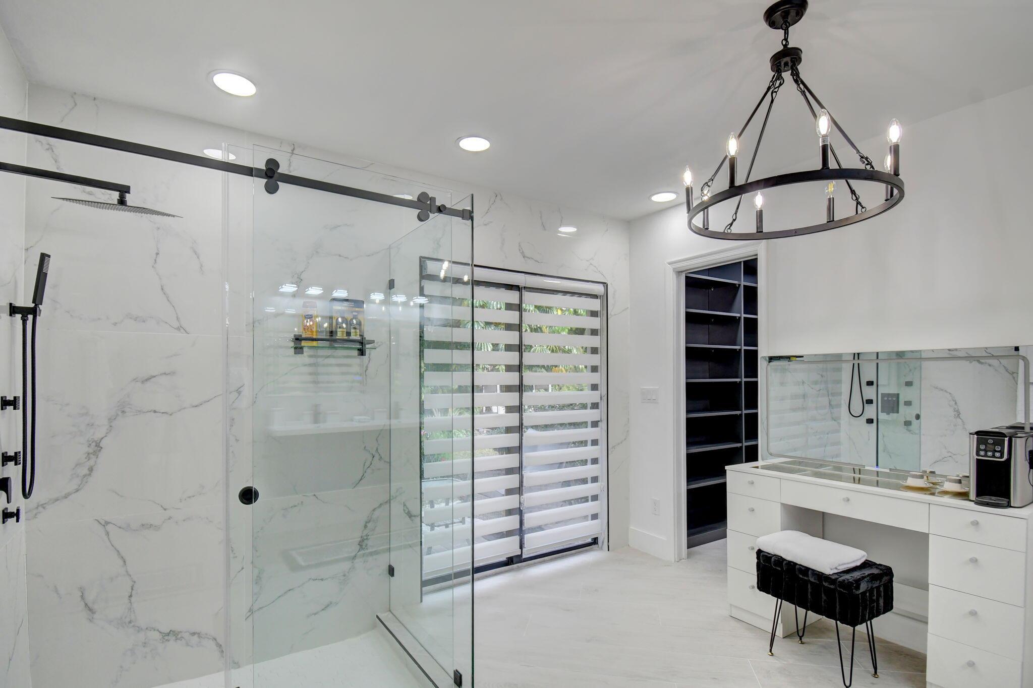 PINEWOOD OF WELLINGTON - Residential Lease