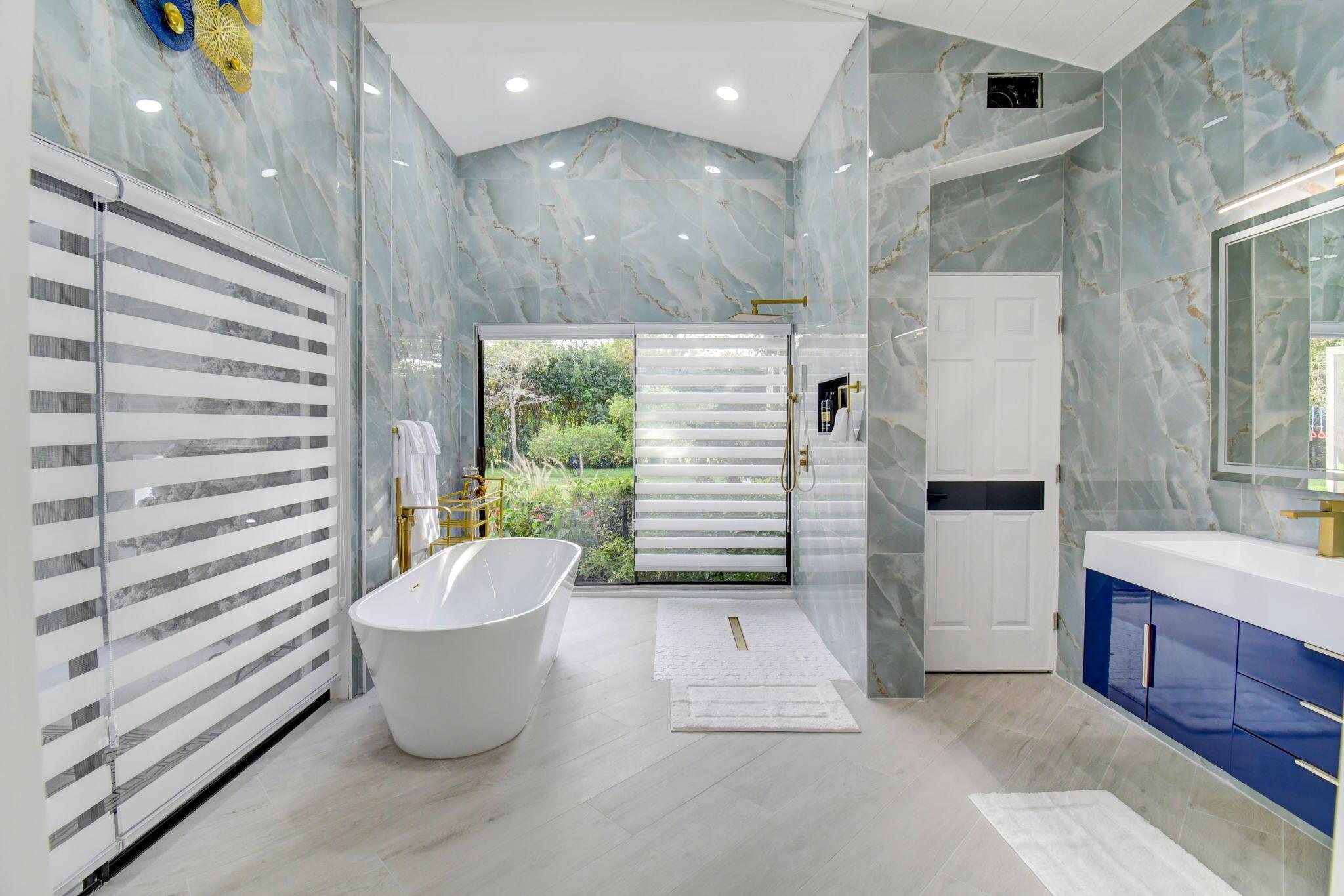 PINEWOOD OF WELLINGTON - Residential Lease