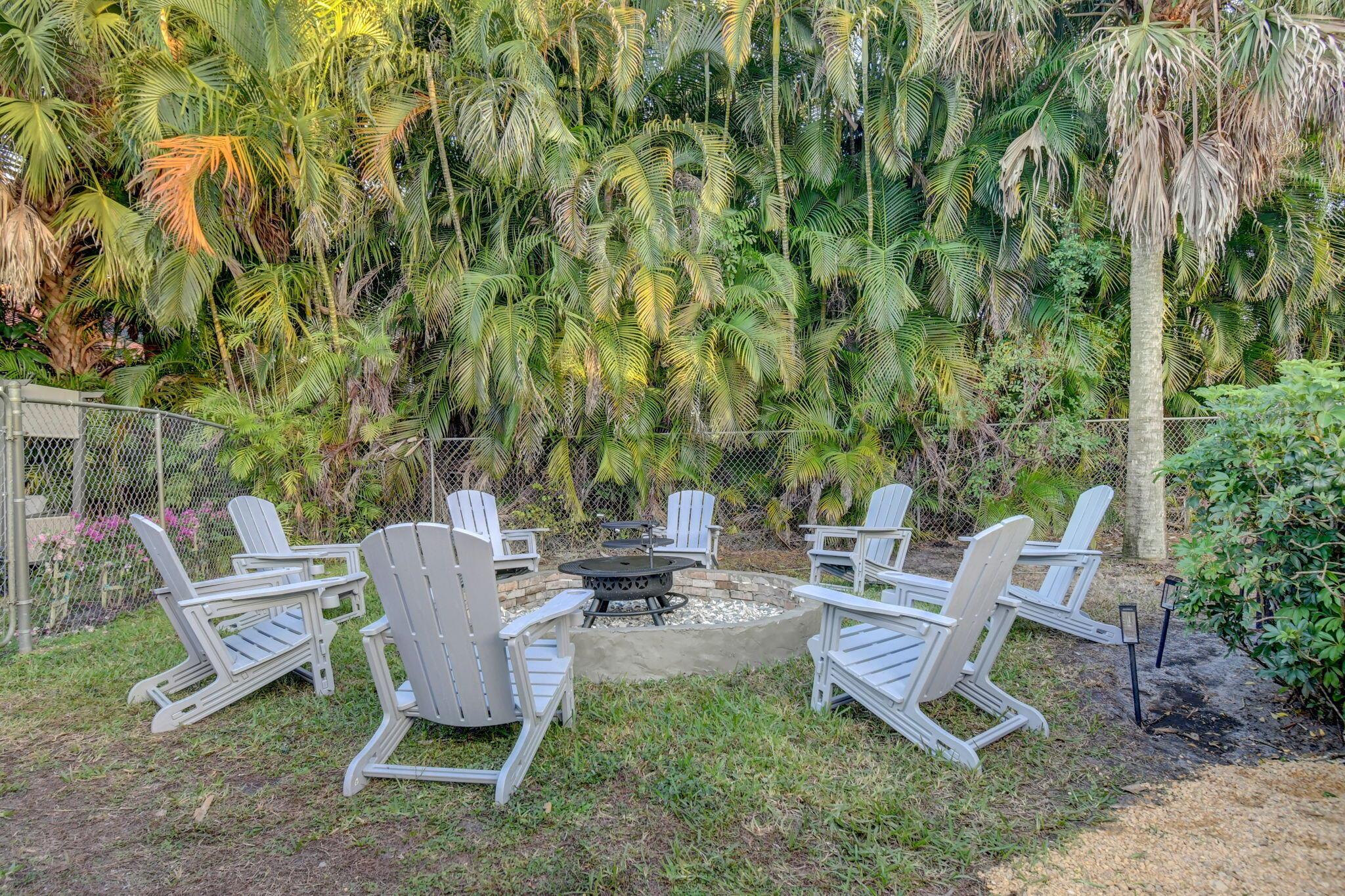 PINEWOOD OF WELLINGTON - Residential Lease