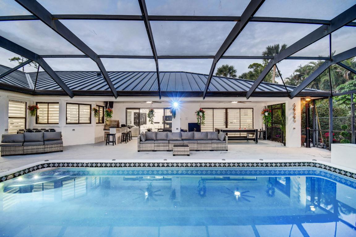 PINEWOOD OF WELLINGTON - Residential Lease