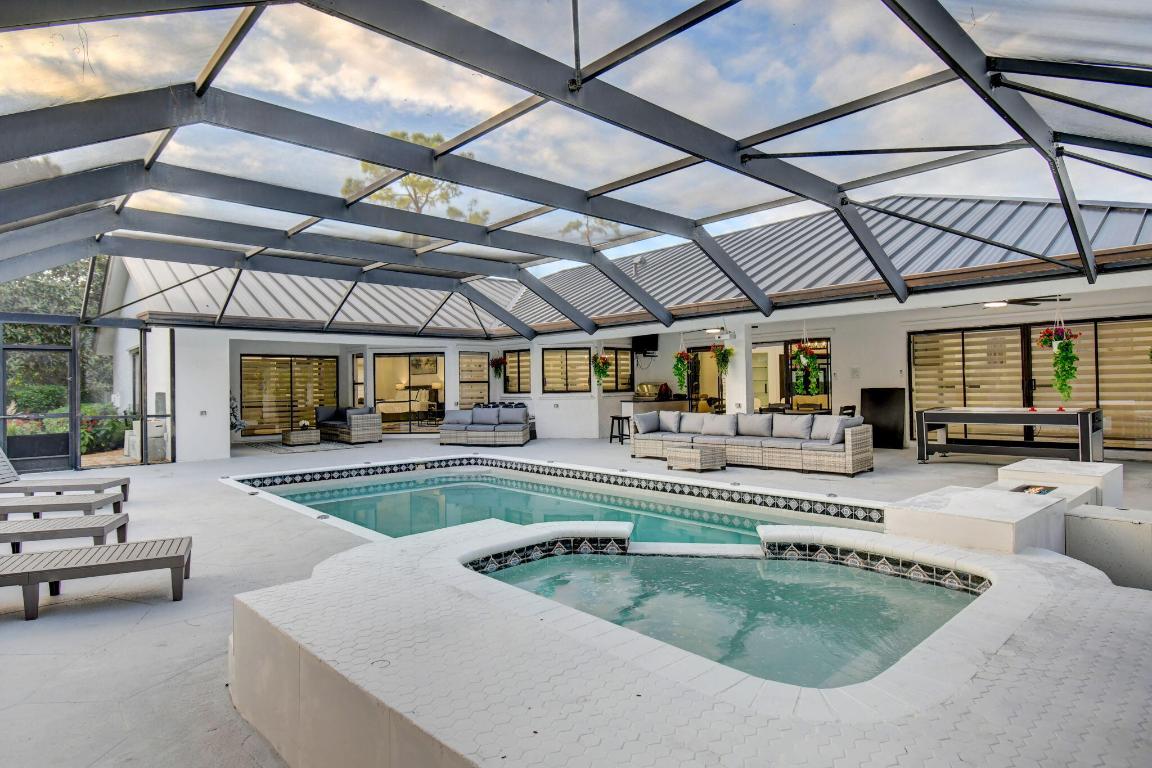 PINEWOOD OF WELLINGTON - Residential Lease