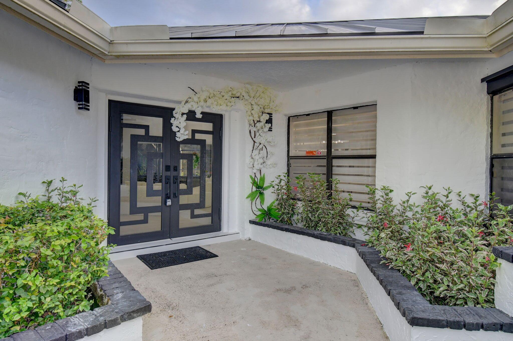 PINEWOOD OF WELLINGTON - Residential Lease