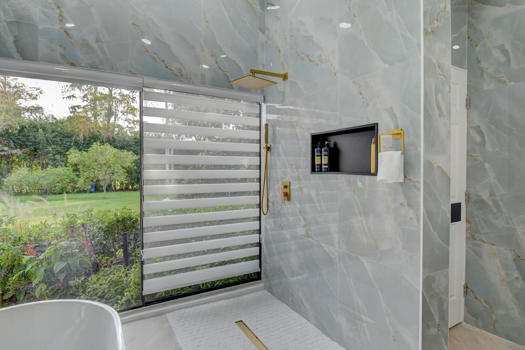 PINEWOOD OF WELLINGTON - Residential Lease