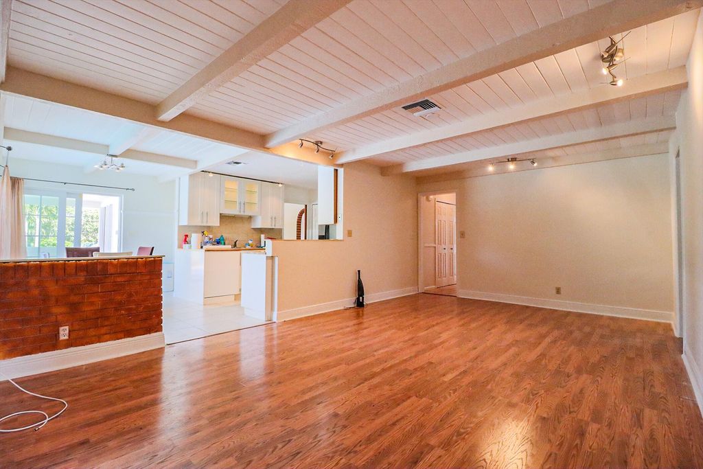 Photo of 1329 NW 84th Drive NW, Coral Springs, FL 33071 (MLS # B26001349)