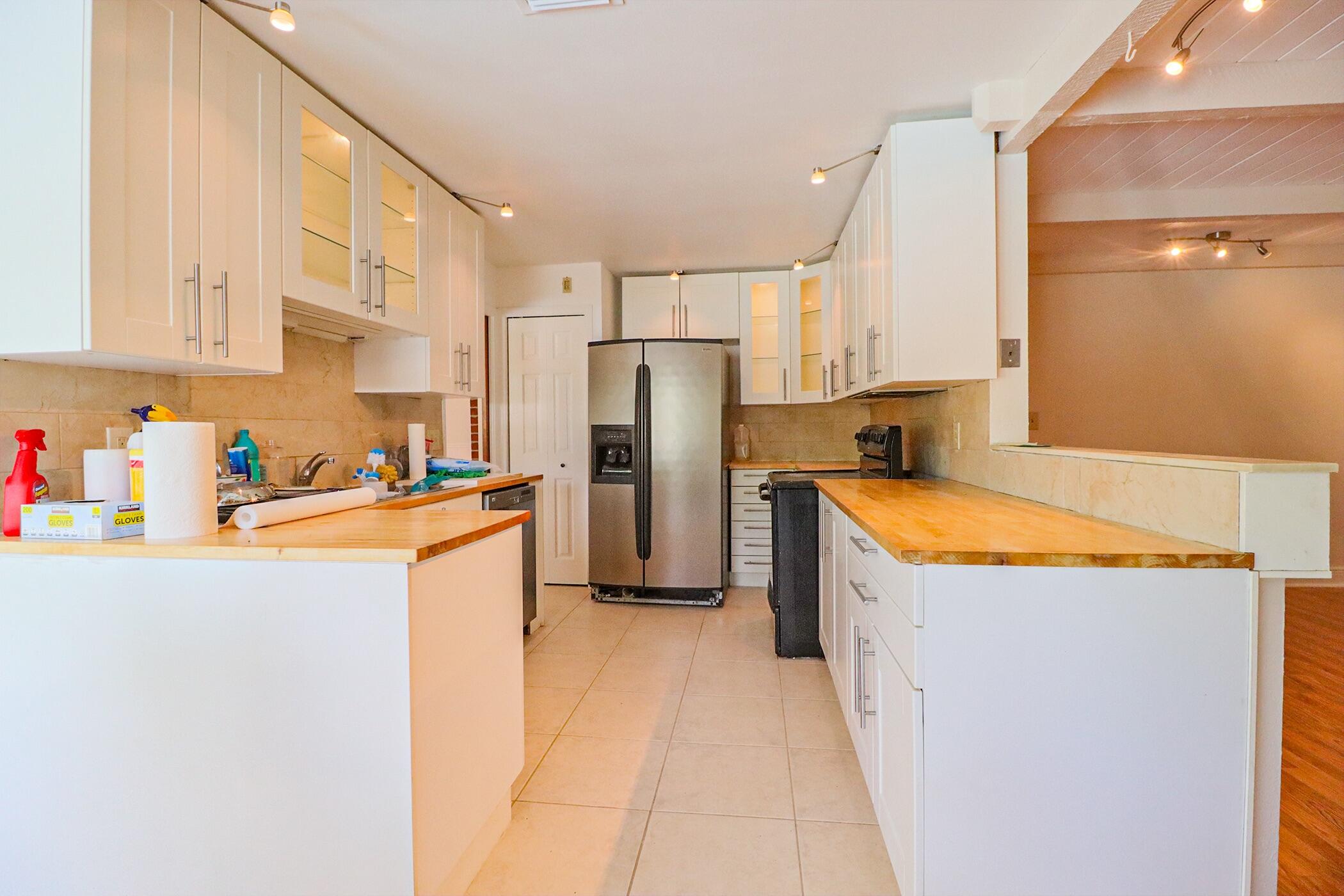 RAMBLEWOOD SOUTH - Residential Lease