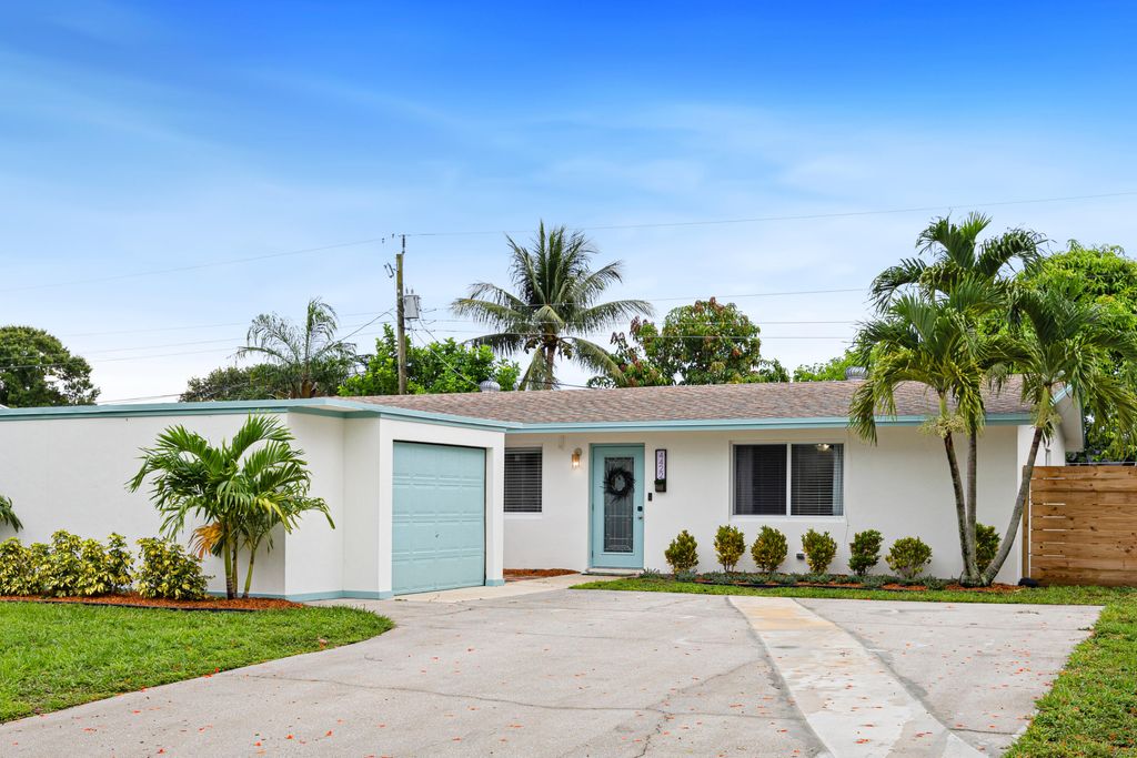 Photo of 4422 Birdwood Street, Palm Beach Gardens, FL 33410 (MLS # R11098532)