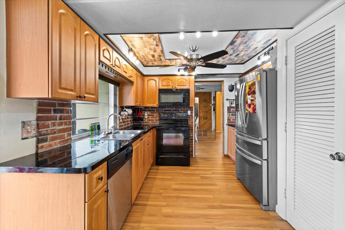 MIRAMAR ISLES SEC 1 - Residential