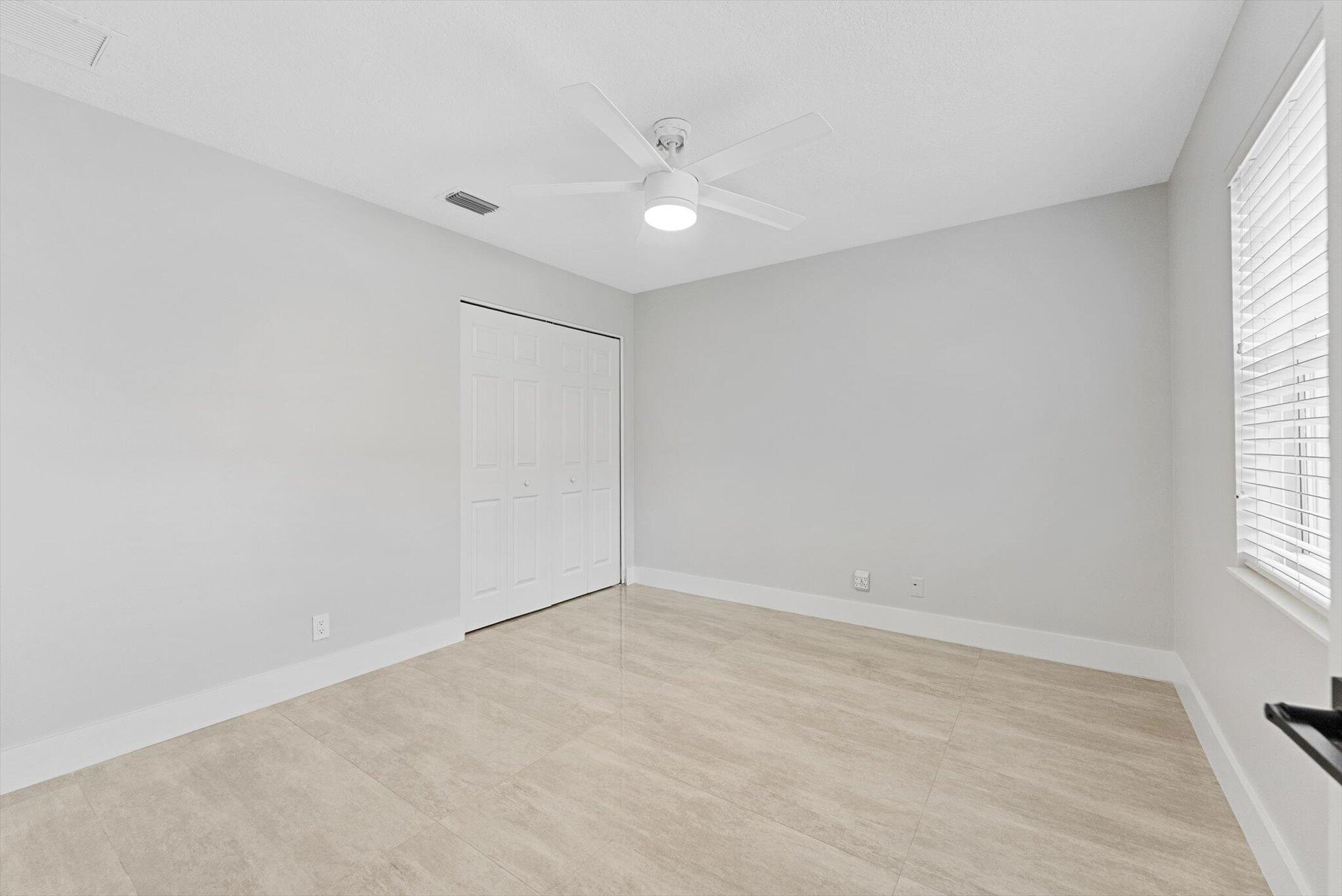 BOCA ISLES SOUTH PH 5E - Residential Lease
