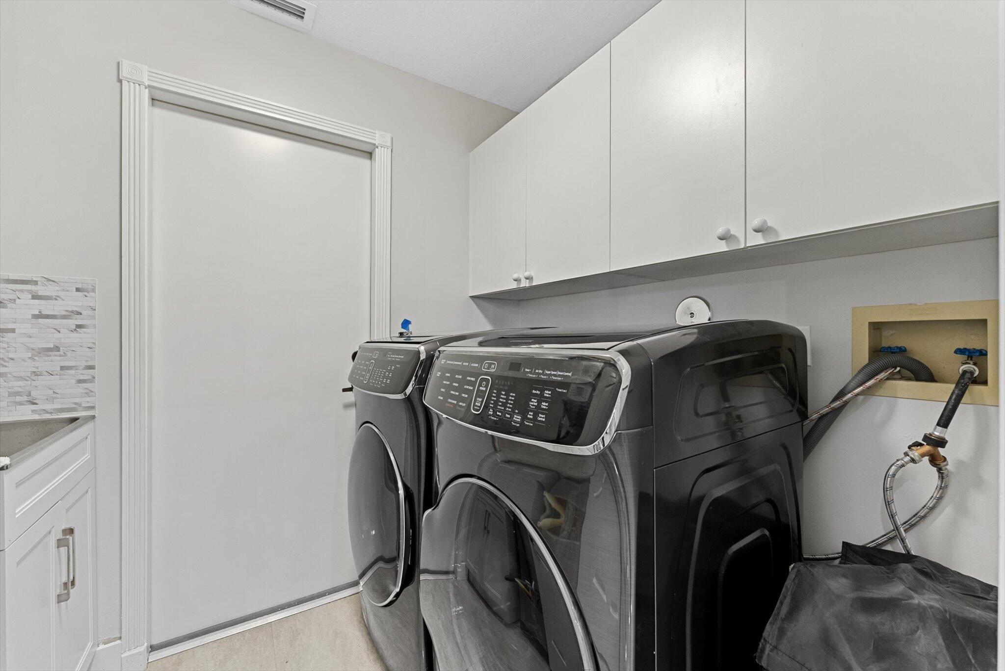 BOCA ISLES SOUTH PH 5E - Residential Lease