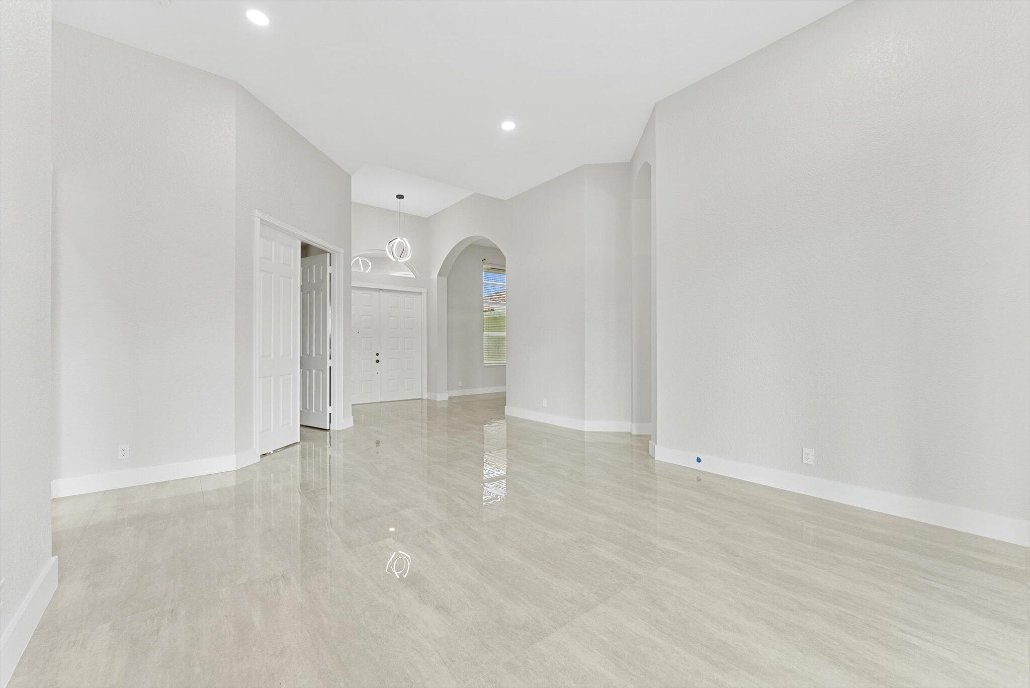 BOCA ISLES SOUTH PH 5E - Residential Lease