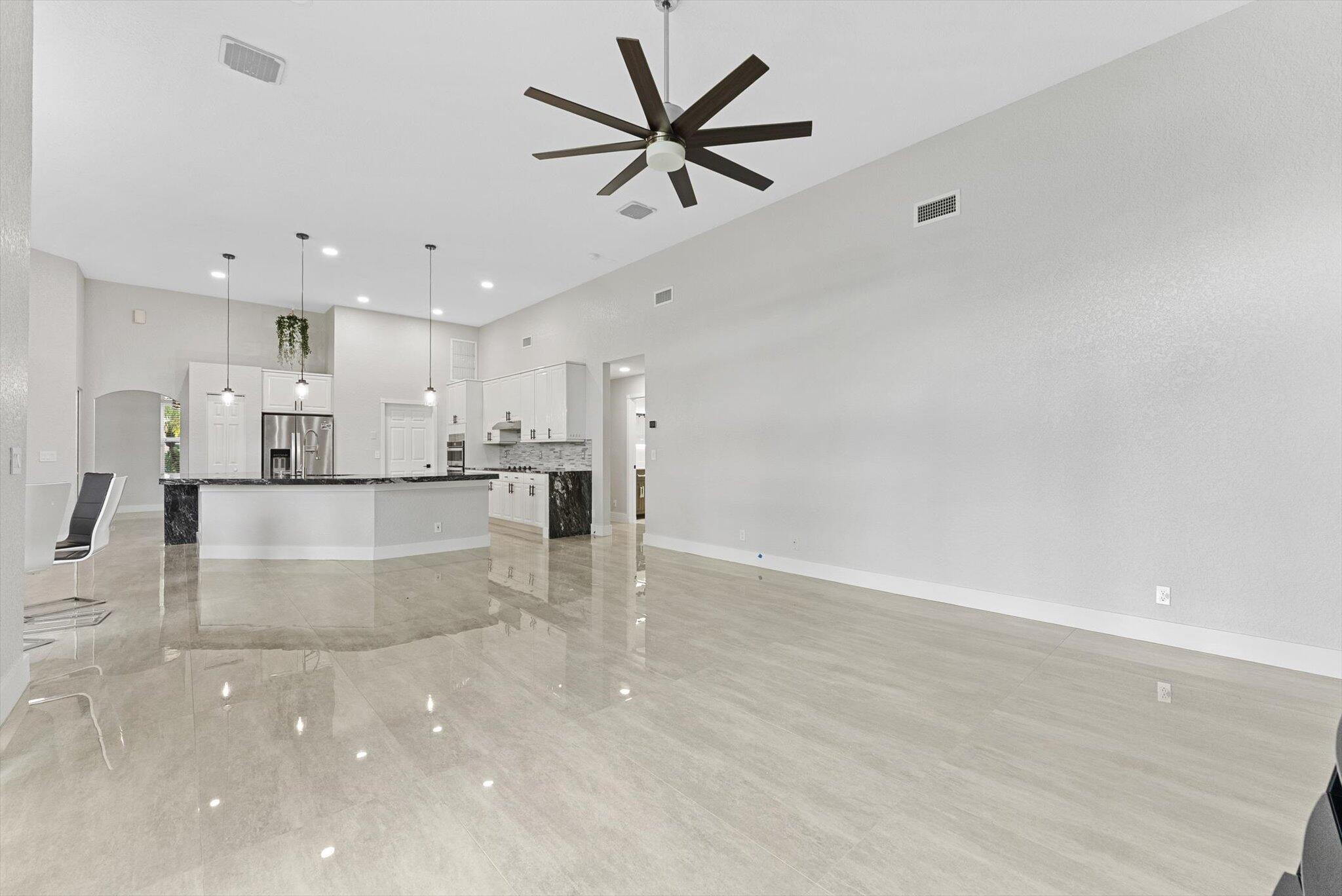 BOCA ISLES SOUTH PH 5E - Residential Lease