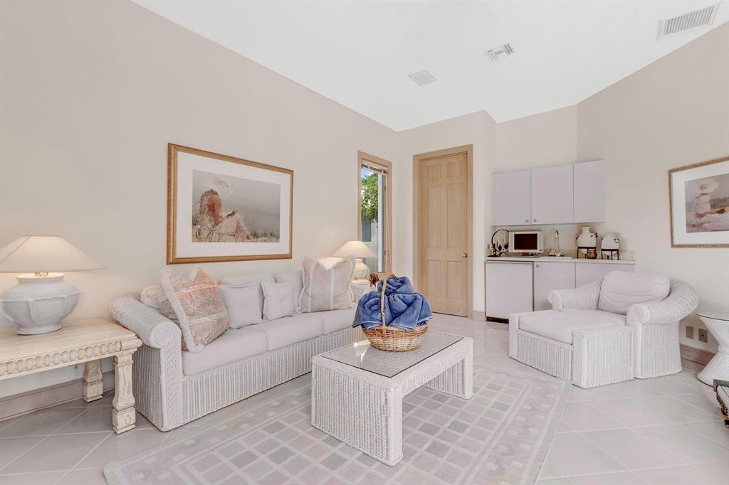 FRENCHMANS CREEK 2 - Residential