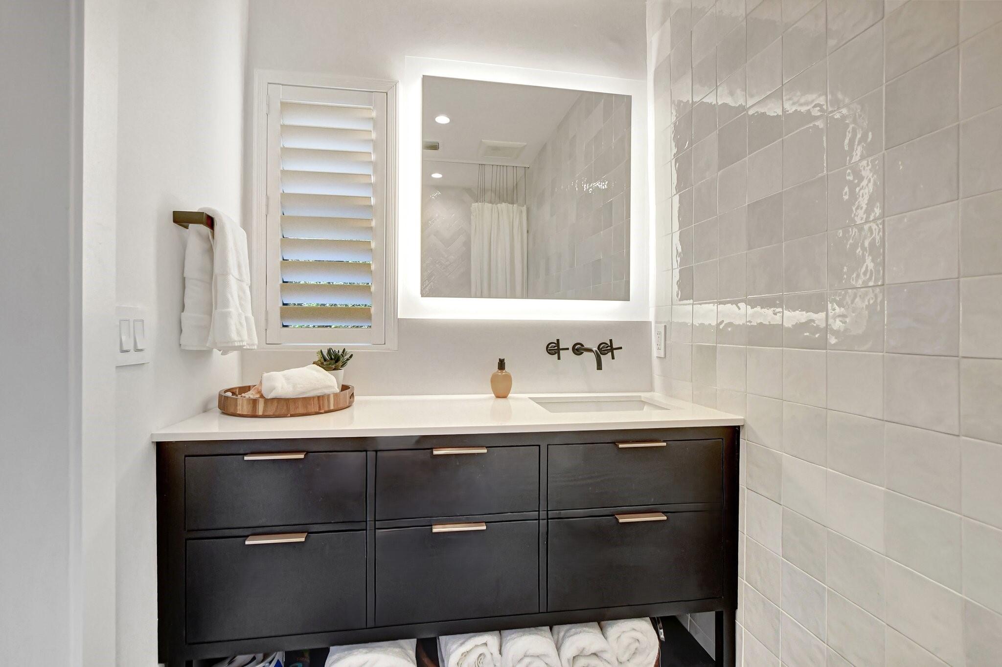 LAKE ROGERS ISLE - Residential