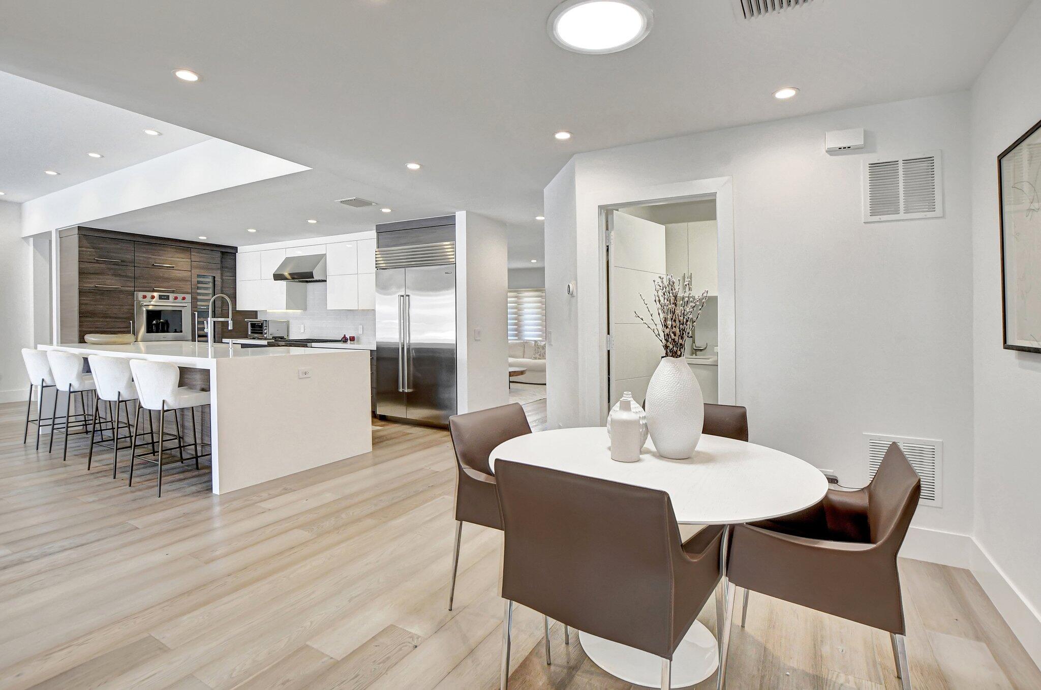 LAKE ROGERS ISLE - Residential