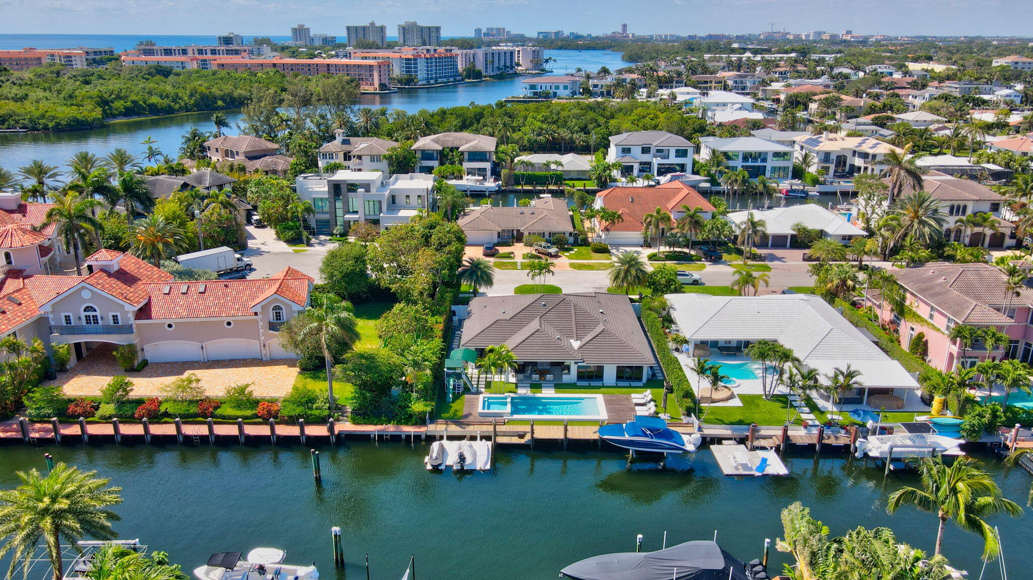 LAKE ROGERS ISLE - Residential